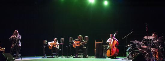 1.-FOTO-MANUEL-MONTAÑO.Jorge-Pardo-Pepe-Habichuela-Karen-Lugo-Josemi-y-Bandolero-Copy Culturas flamencas en mil versiones