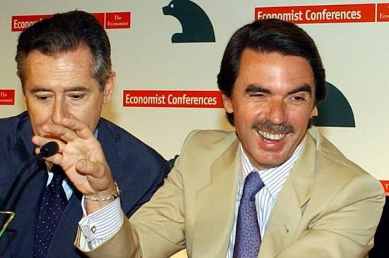 blesa-y-aznar-en-una-foto-de-2_54374154539_54028874188_960_639 Cospedal sustituye salarios por misas