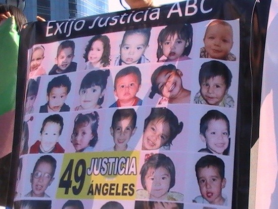 Mexico-guarderia-abc-fotos En México se pide justicia para 49 niños