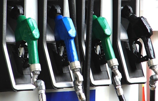 gasolinas-surtidores El céntimo sanitario aplicado a la gasolina era ilegal