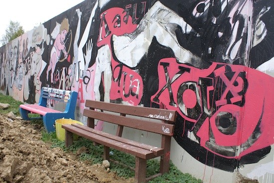 Eslovaquia-muro-Michalovce-IngridHruba-IPS Gitanos segregados con muros en Eslovaquia