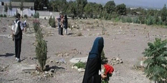 Iran-matanza-presos-1988_JafarBehkish Irán: 25 aniversario de la “matanza penitenciaria”