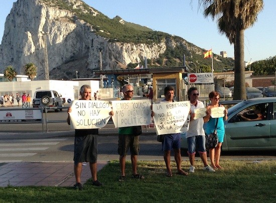 trabajadores-Gibraltar_AlbertoPradilla-IPS Trabajadores víctimas de disputa entre Madrid y Gibraltar