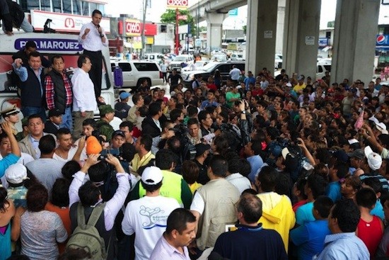 Mexico-PNieto-damnificados Los gritos de los mexicanos