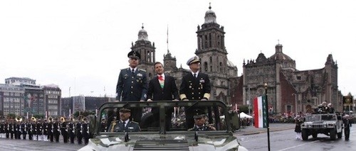 Mexico-desfile-zocalo_GustavoCamachoGonzalez Los gritos de los mexicanos