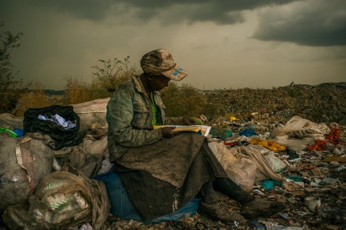 09_Micah_Albert-r Cinco horas en Barcelona: El Raval, World Press Photo, inmigrantes en paro.