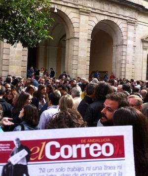 Correo-Andalucia-concentra-gobierno Solidaridad con El Corrreo de Andalucía