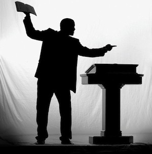predicador-300 Predicar no es compartir un sermón