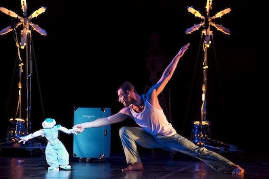 Nao-danza Concluye con éxito en París "Robot", de Blanca Li