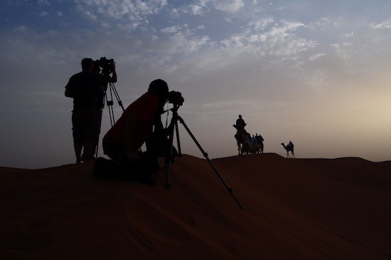 Hijos-nube-rodaje-desierto Los olvidados del Sahara Occidental