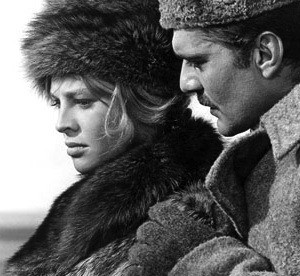 juliechristie-lara-omarsharif La aventura política de “El doctor Zhivago”