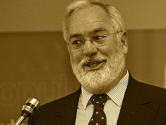 miguel-arias-cañete-sepia “Homo Cañetus”: retrato en sepia del candidato popular