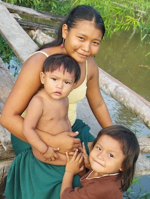 Familia-warao-delta-del-Orinoco Emonikitane