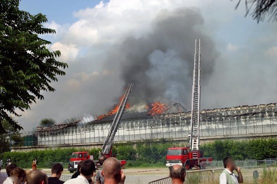 CRA-CIE-Vincennes-incendio Francia: muere un sin papeles argelino durante su expulsión