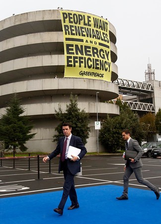 Greenpeace-Milan-Soria Greenpeace en Milán: La gente quiere energías renovables y eficiencia energética