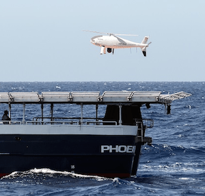 Phoenix-emigrantes-drones-Malta Le Phoenix, el barco de unos millonarios malteses que ayuda a emigrantes clandestinos