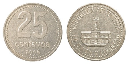 20859933-25-argentinian-peso-centavos-coin-isolated-on-white-background Análisis metodológico del desarrollo de Argentina