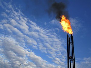 CO2-gas-Bolivia Petroleras financian a escépticos climáticos desde 1981