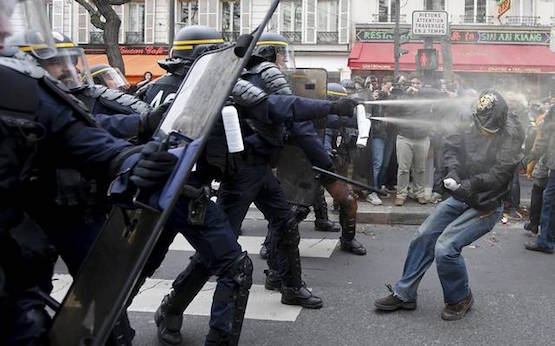 COP21-protestas-Paris Francia: terrorismo, clima, refugiados y elecciones regionales