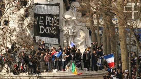 Charlie-Hebdo-Paris-je-pense-donc París: ¡No tenemos miedo!