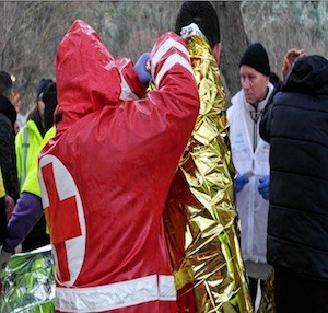 Cruz-Roja-ES-Grecia Cruz Roja envía una unidad especial de salud a Grecia