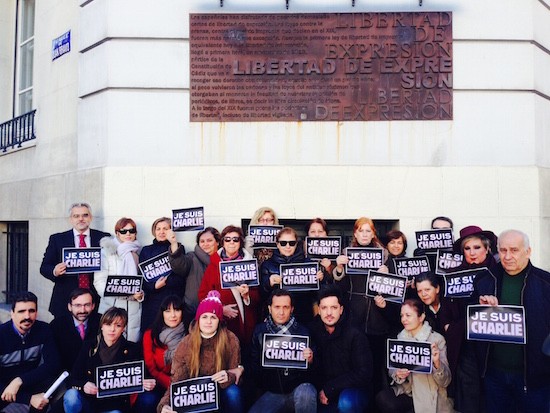 Foto-2_Charlie_chaflan_8_1_2014_2-copia Periodistas europeos en silencio solidario con Charlie Hebdo