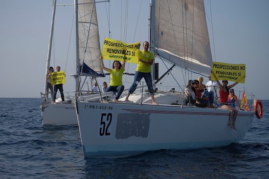 Greenpeace-Repsol-Costa-del-Sol-flotilla España no informa de riesgo sísmico en las prospecciones de Repsol en la Costa del Sol