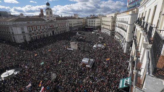 Madrid-Puerta-del-Sol-podemos-20150131 Clamor en España: "si se puede" transformar el país