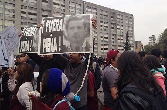 Mexico fuera Peña Nieto México: Peña Nieto quiere acabar con las protestas por decreto