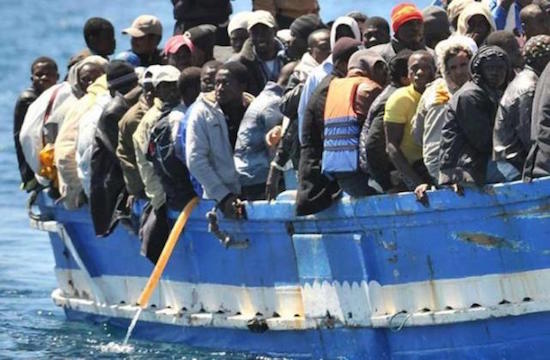 Migrantes-africanos-Mediterraneo Eurodiputados de Libertades exigen medidas concretas para evitar más muertes en el Mediterráneo