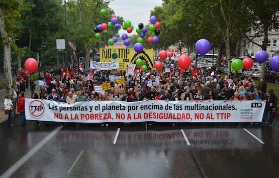 NO-pobreza-desigualdad-TTIP-Madrid-20151017 Pobreza y desigualdad, y el TTIP, rechazados en Madrid