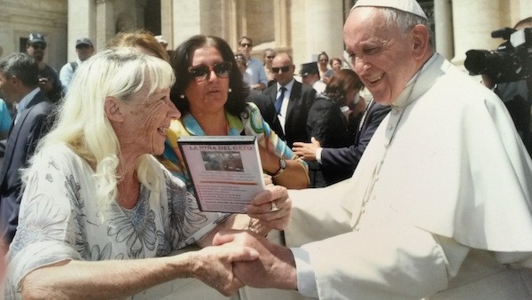 ab-francisco-jubileo-2016-adriana Año de Jubileo en Roma: la experiencia de una audiencia papal