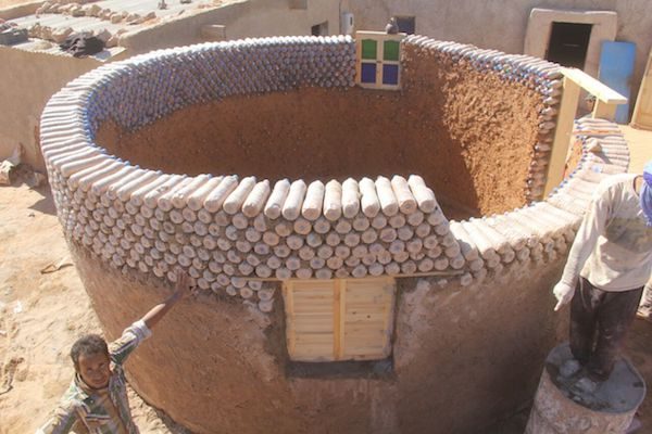acnur-casa-botellas-arena-tinduf-600x400 Casas con botellas de arena aíslan del calor en el Sáhara