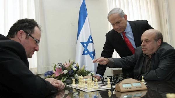 ajedrez-gelfand-netanyahu-sharansky-600x337 Partida de ajedrez entre Arabia Saudí e Israel