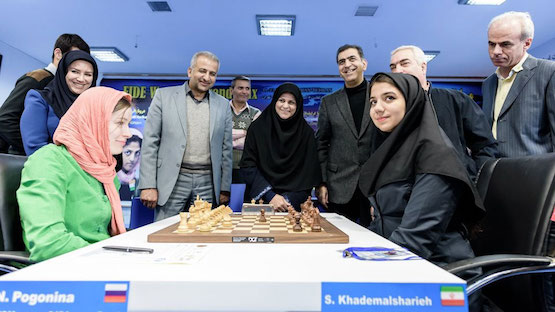 ajedrez-jugadoras-teheran Polémica por el hiyab en el Mundial de ajedrez femenino