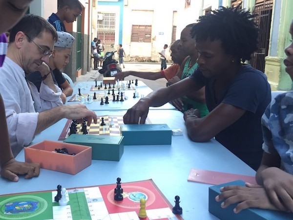 ajedrez-monedero-la-habana Política y ajedrez (II)