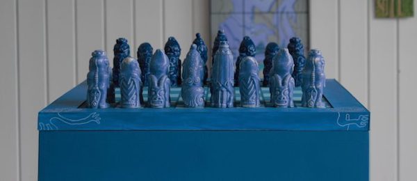 ajedrez-tablero-azul-groenlandia-600x260 El ajedrez azul de Groenlandia