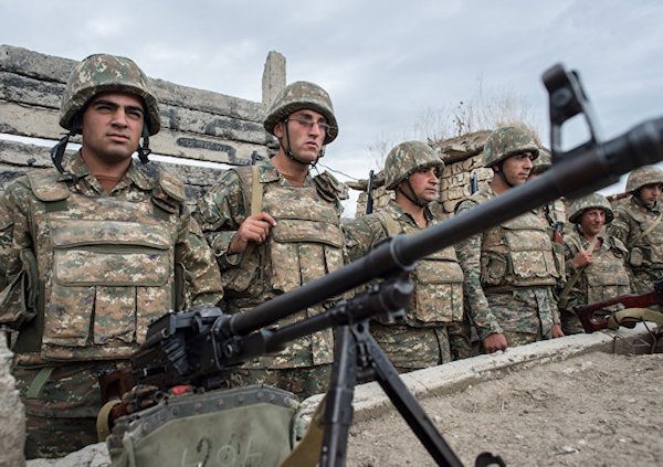 armenia-tropas-600x423 Armenia y Azerbaiyán inician 2017 en guerra