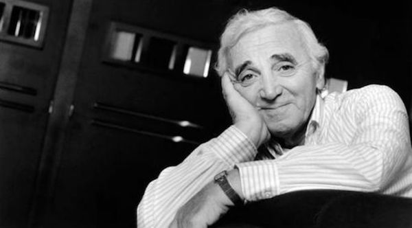 aznavour-cantante-compositor Charles Aznavour, 93 años, anuncia una gira en Francia para 2018