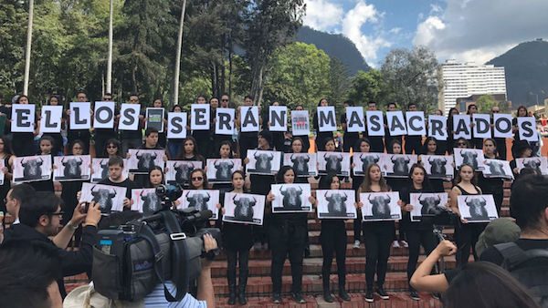 bogota-protestas-antitaurinas-600x338 Periodistas intimidados en Colombia en protestas antitaurinas