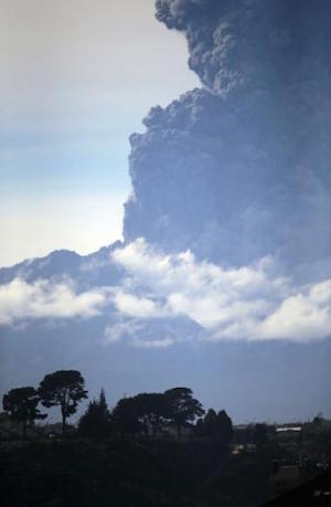 calbuco-Andes-AFP Nueva erupción del Calbuco en el sur de Chile