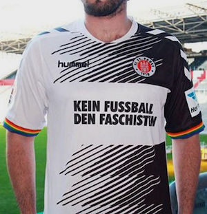 camiseta-conmemorativa-Sankt-Pauli La camiseta antifascista del Sankt Pauli en la Bundesliga