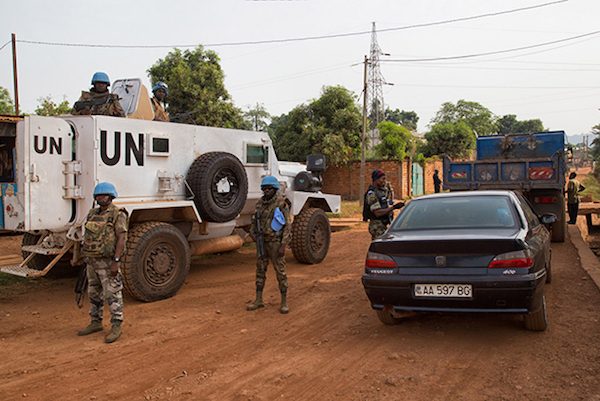 cascos-azules-minusca-centroafricana-600x401 Amnistia: cascos azules violan a una joven en República Centroafricana