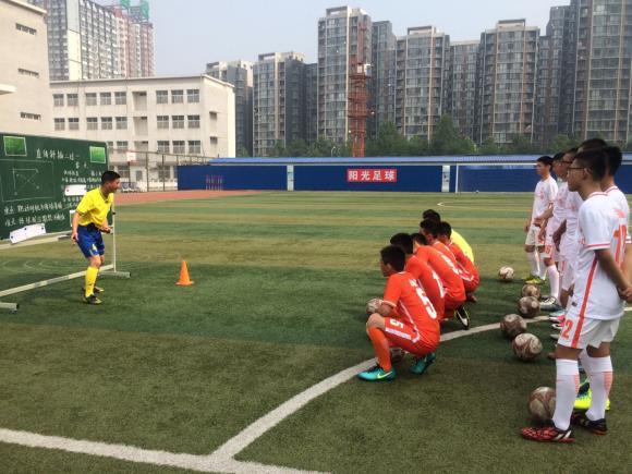 china-escuelas-futbol-entrenadores-extranjeros-andes China quiere dominar el fútbol mundial en 30 años