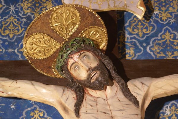 cristo-angustias-monasterio-santo-tomas-avila-detalle-cabeza-600x402 Gil de Siloé y el Santo Cristo de Teresa de Jesús