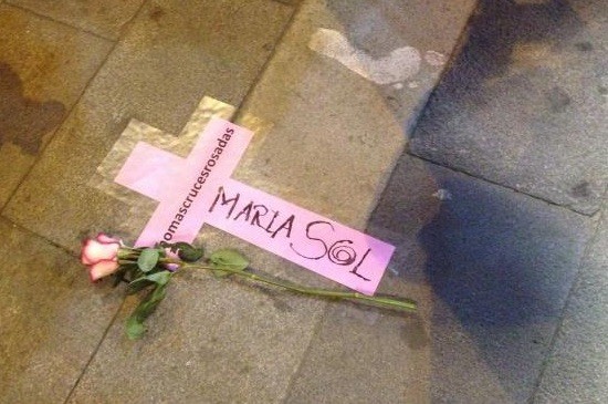 cruces-rosas-Quito-femicidio-MariaSol “No más cruces rosadas”: campaña contra el femicidio en Quito