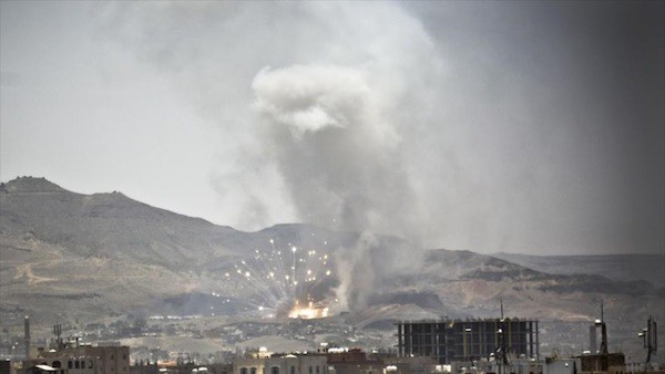 explosion-bomba-fosforo-blanco Al Raqa: la coalición utiliza fósforo blanco en sus ataques en Siria