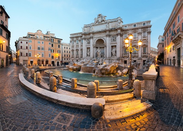 fontaine-de-trevi-rome-italie Roma busca mecenas para salvar monumentos