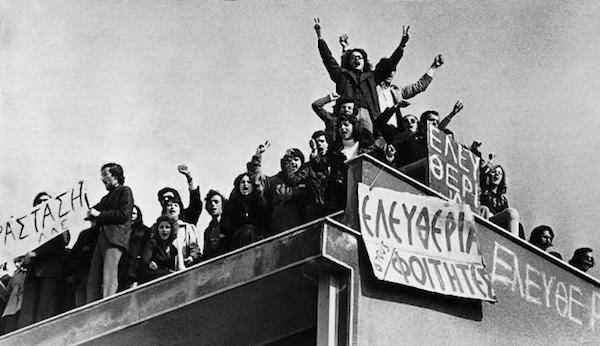 grecia-dictadura-ocupacion-facultad-derecho-atenas-600x346 Grecia recordó los 50 años del derrocamiento de la democracia