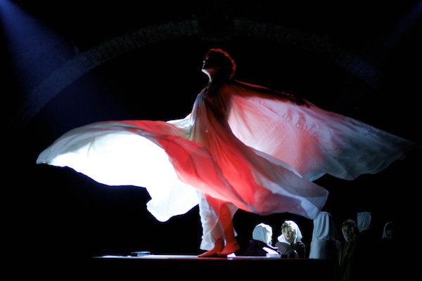 la-danseuse-escena-color-600x400 Estreno en Francia: “La danseuse” de Stephanie Di Giusto